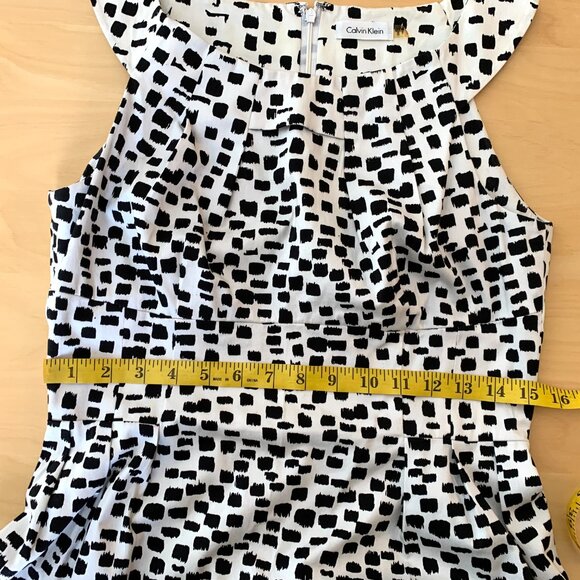 Calvin Klein Retro Inspired Dress - Picture 4 of 5